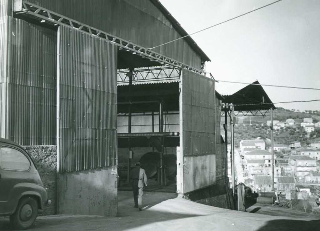 Stabilimento Walter Tosto, 1964